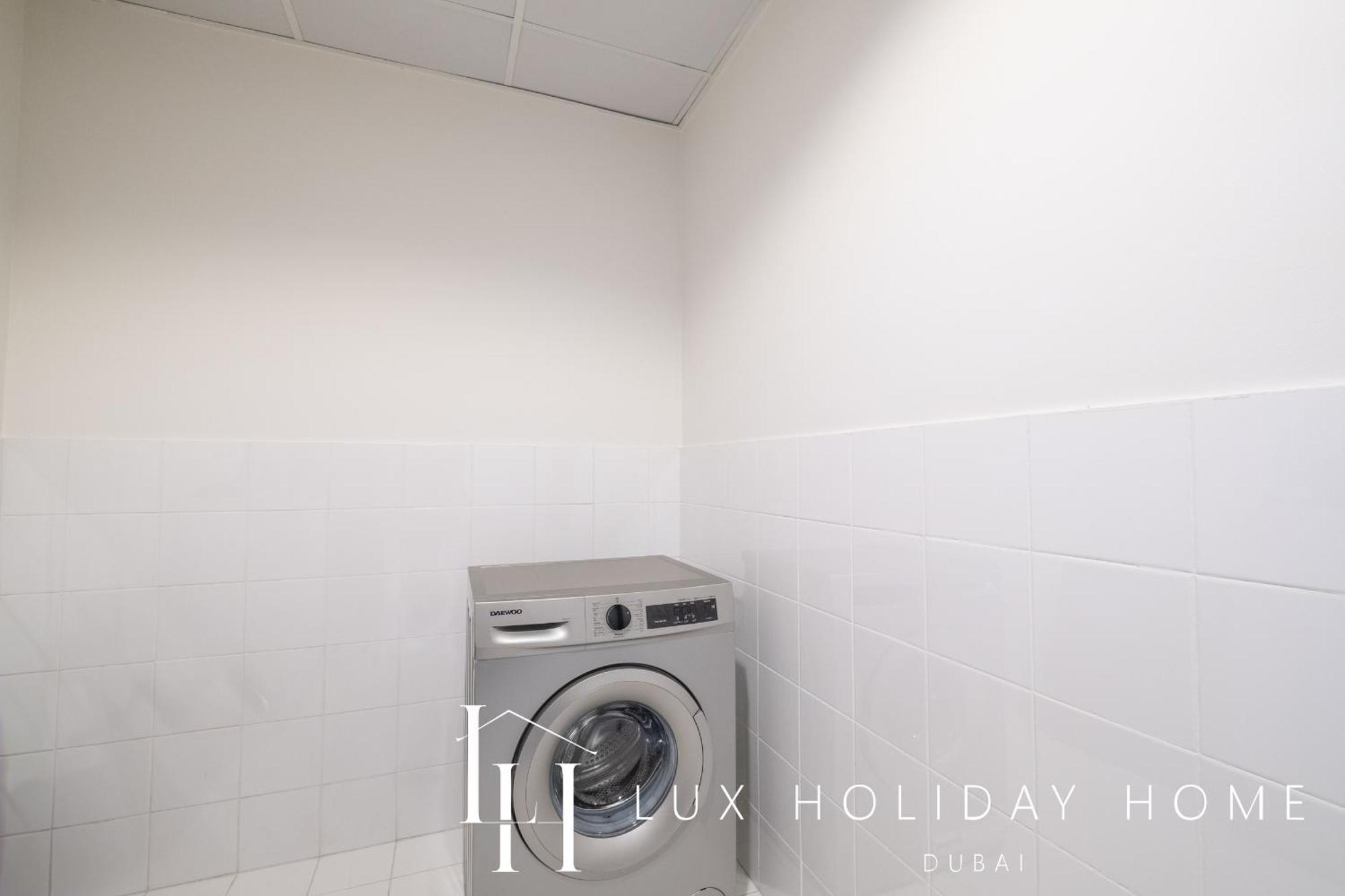 Lux The Al Seef Marina 2 Apartment *