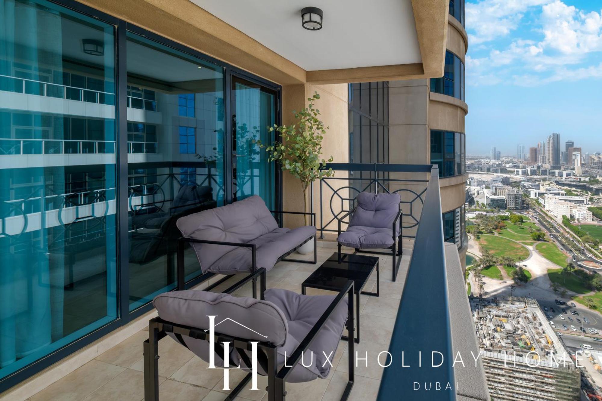 Apartment Lux The Al Seef Marina 2 *