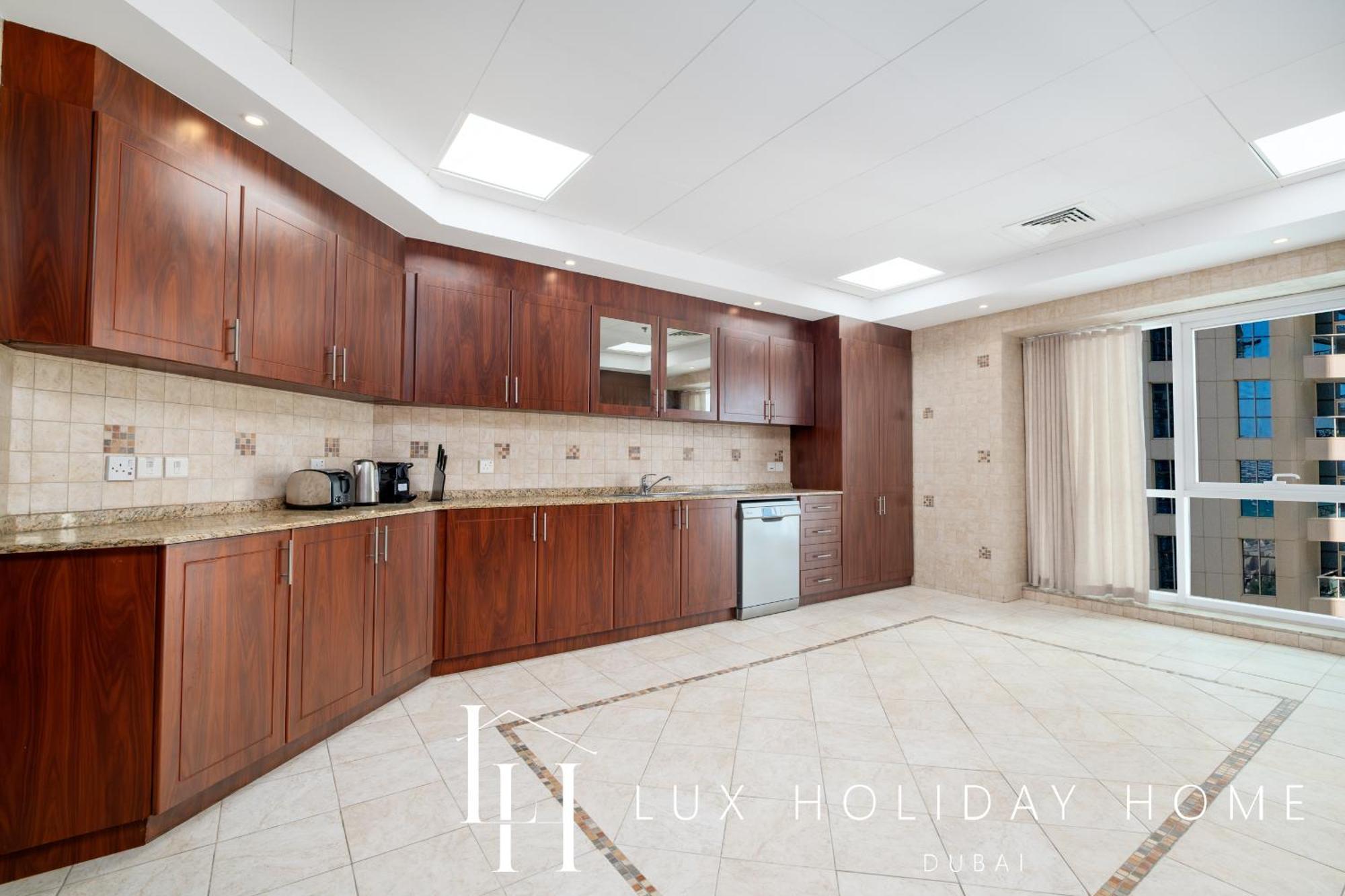 Lux The Al Seef Marina 2 Apartment Dubai
