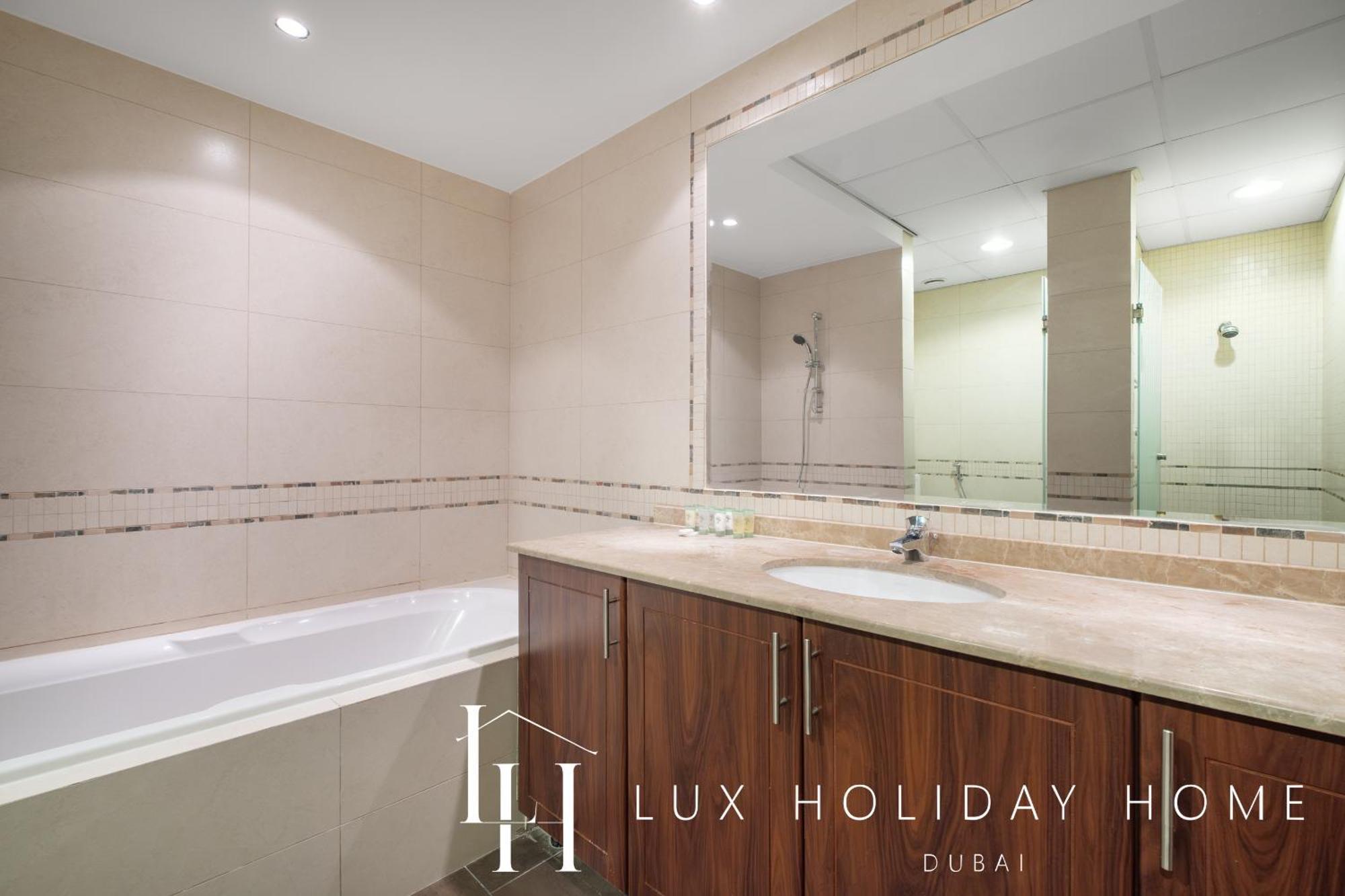 Lux The Al Seef Marina 2 Apartment